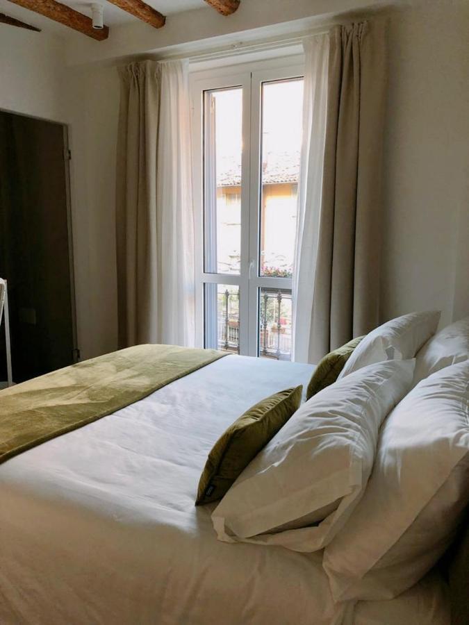 Foscolo 9 Room - Breakfast 코모 외부 사진